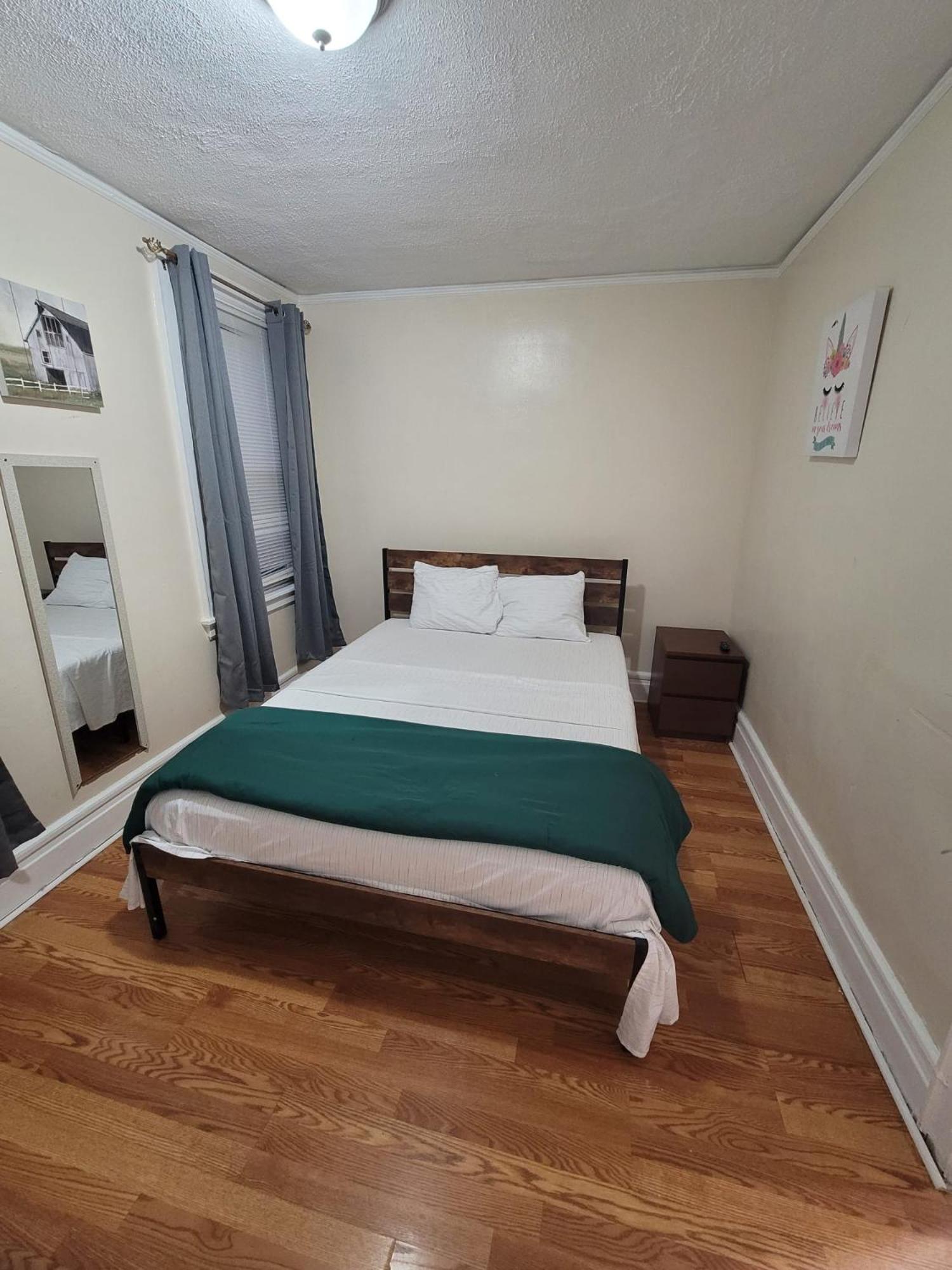 Z & Z Apartment Newark Bagian luar foto